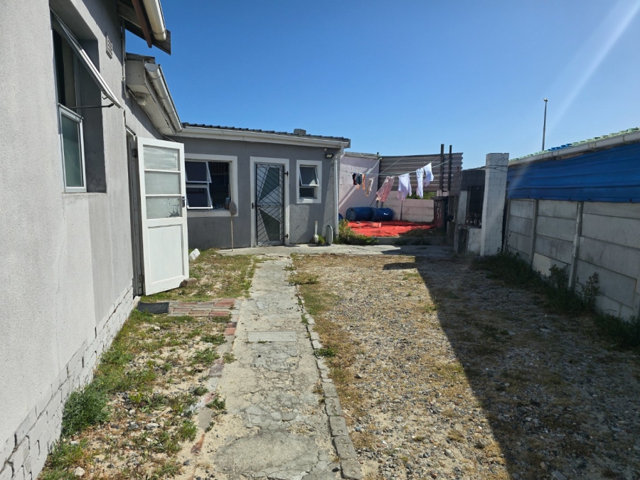 4 Bedroom Property for Sale in Westgate Western Cape